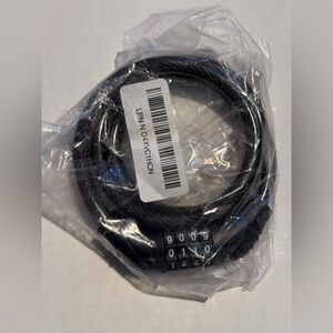 Masterlock -Combination Cable Lock in Black